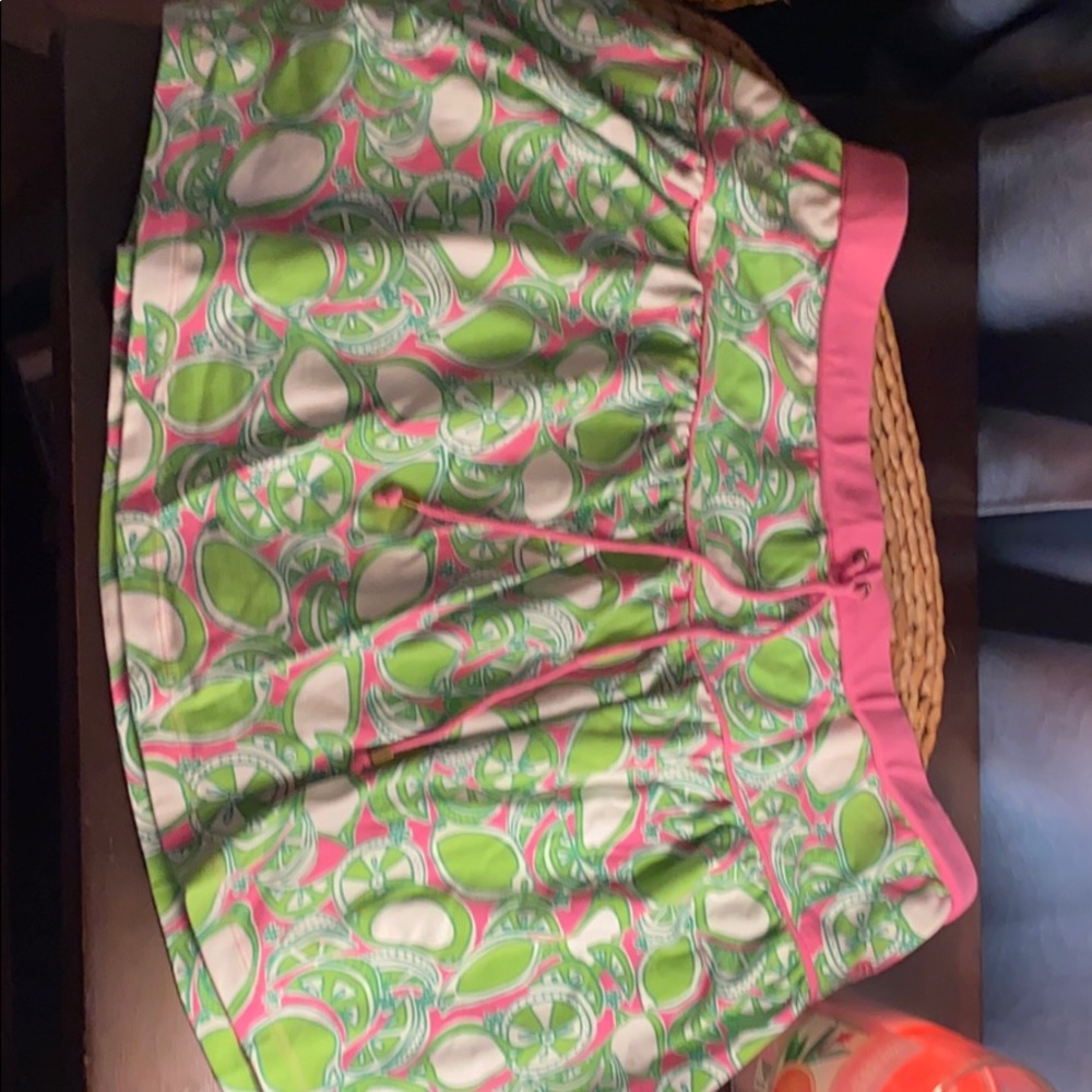 Short skirt